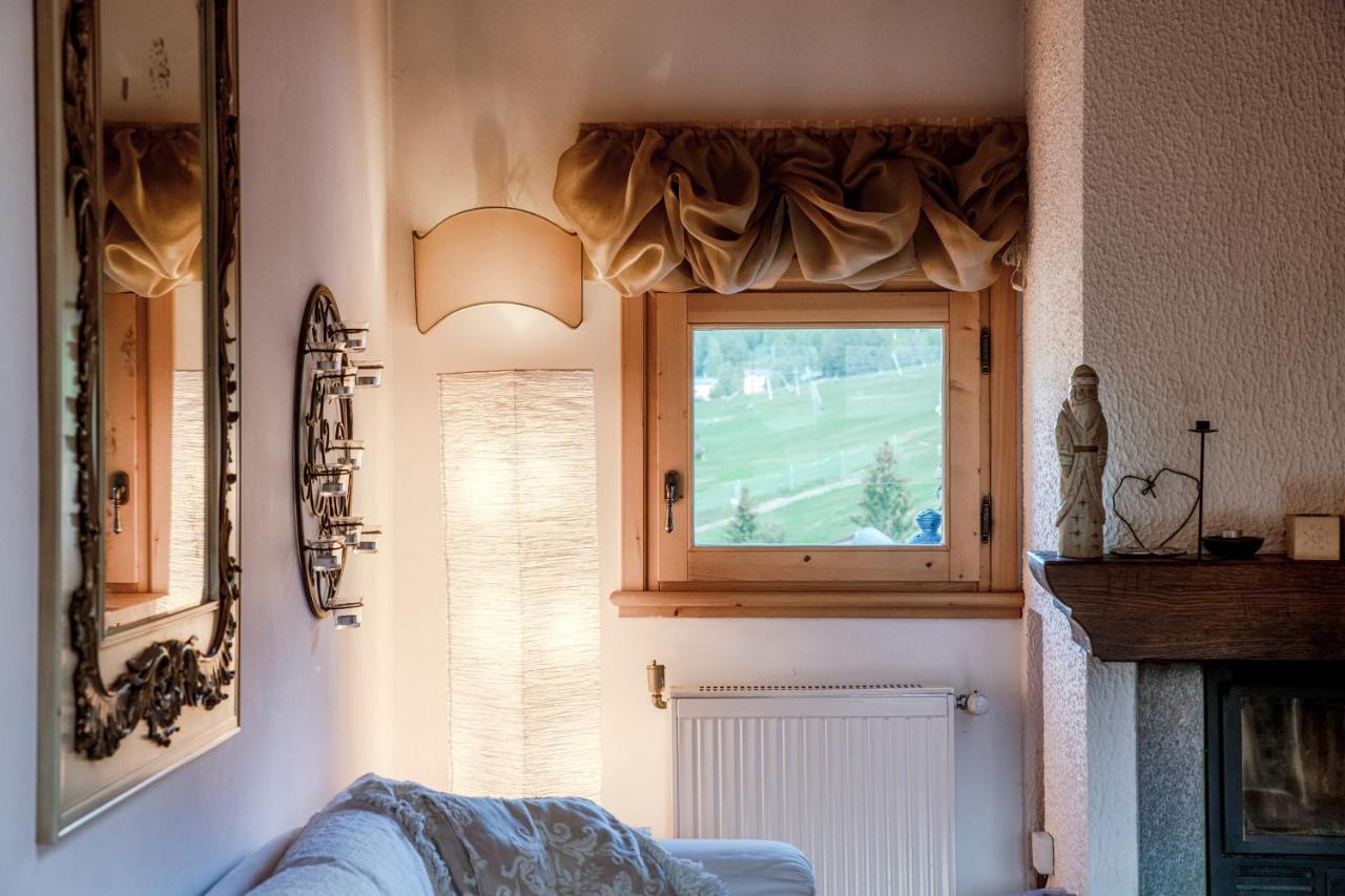 Charming Mountain Penthouse Apartamento Aprica
