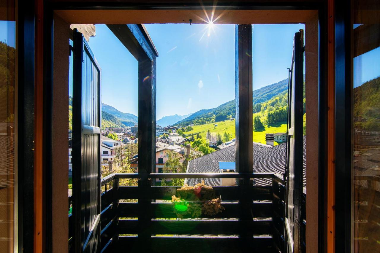 Charming Mountain Penthouse * Aprica